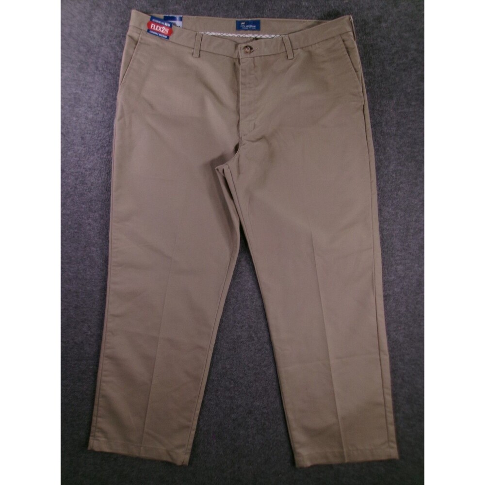 Lee Pants Men 42X30 Beige Straight Leg Classic Fit Total Freedom Khaki Causal